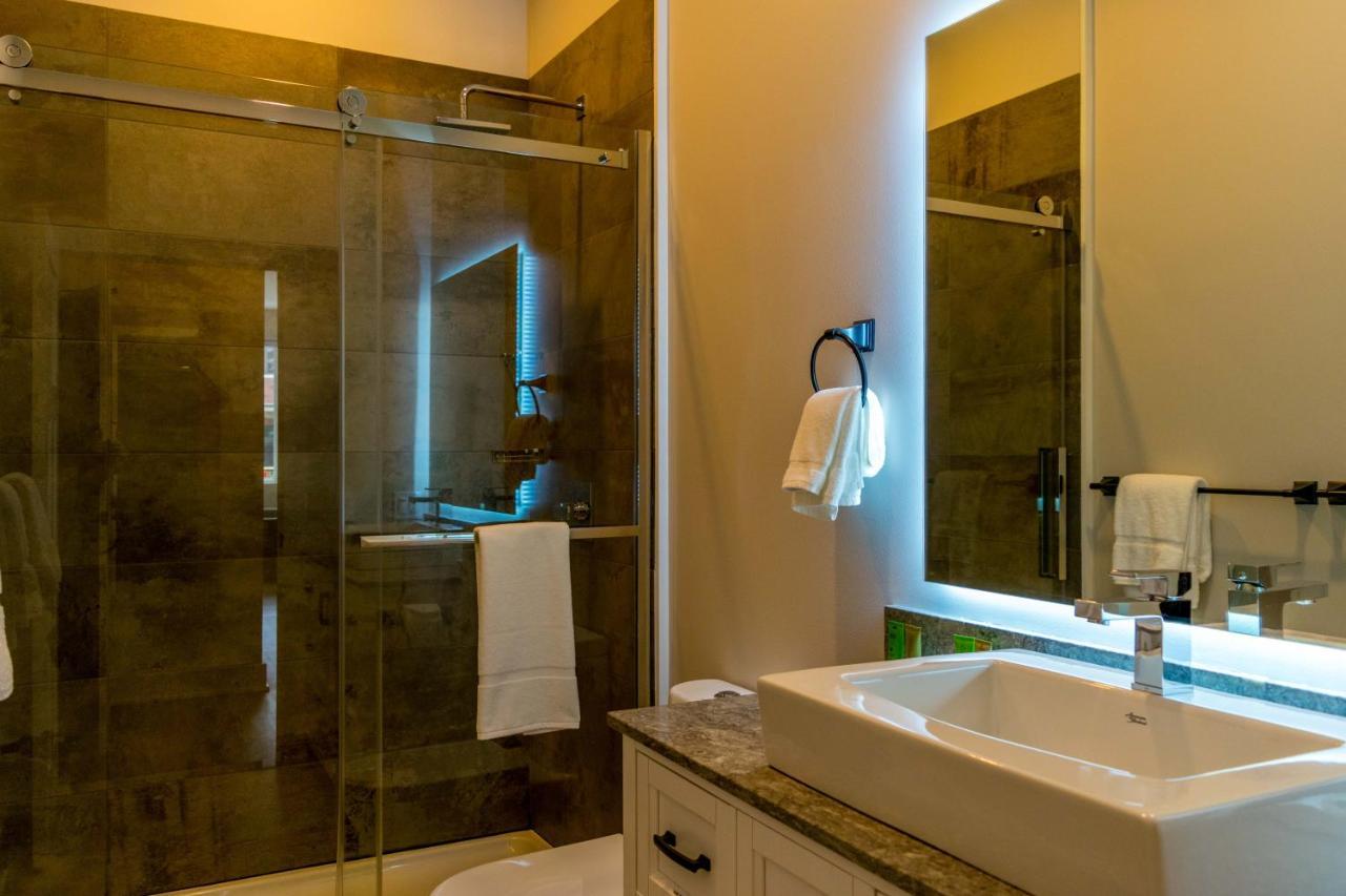 Lake Placid Inn: Main Street Экстерьер фото